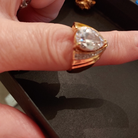 Ring - Picture 10 of 10